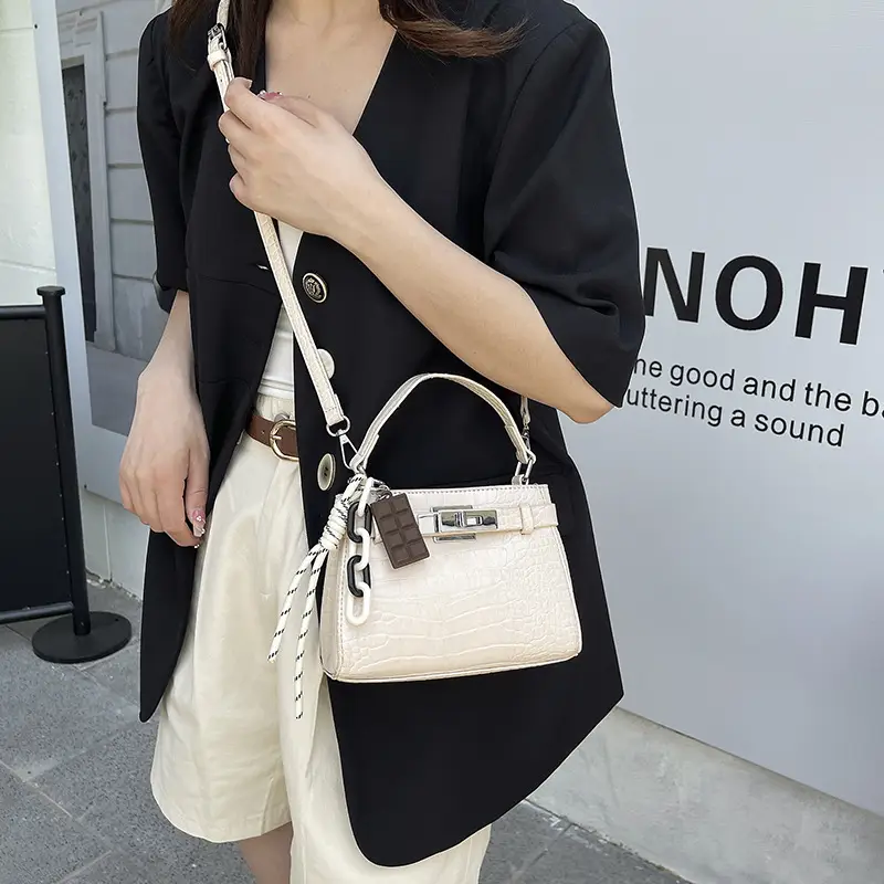 Women's Cream Kelly Crossbody Bag with Strap - Image 8