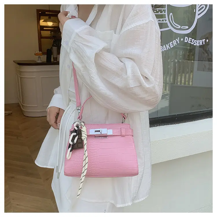 Women's Cream Kelly Crossbody Bag with Strap — feature 12