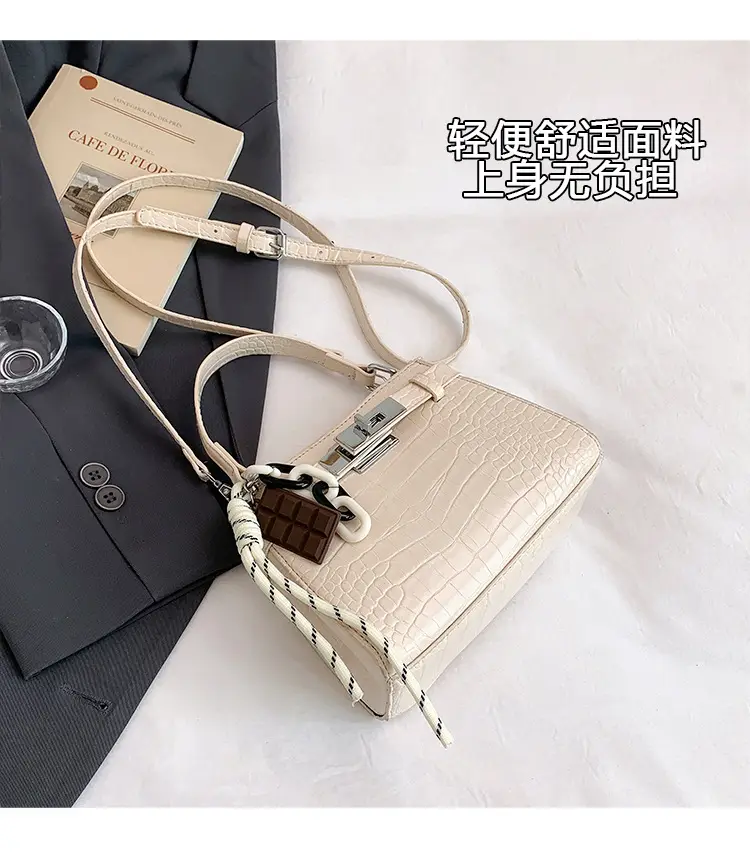 Women's Cream Kelly Crossbody Bag with Strap — feature 6