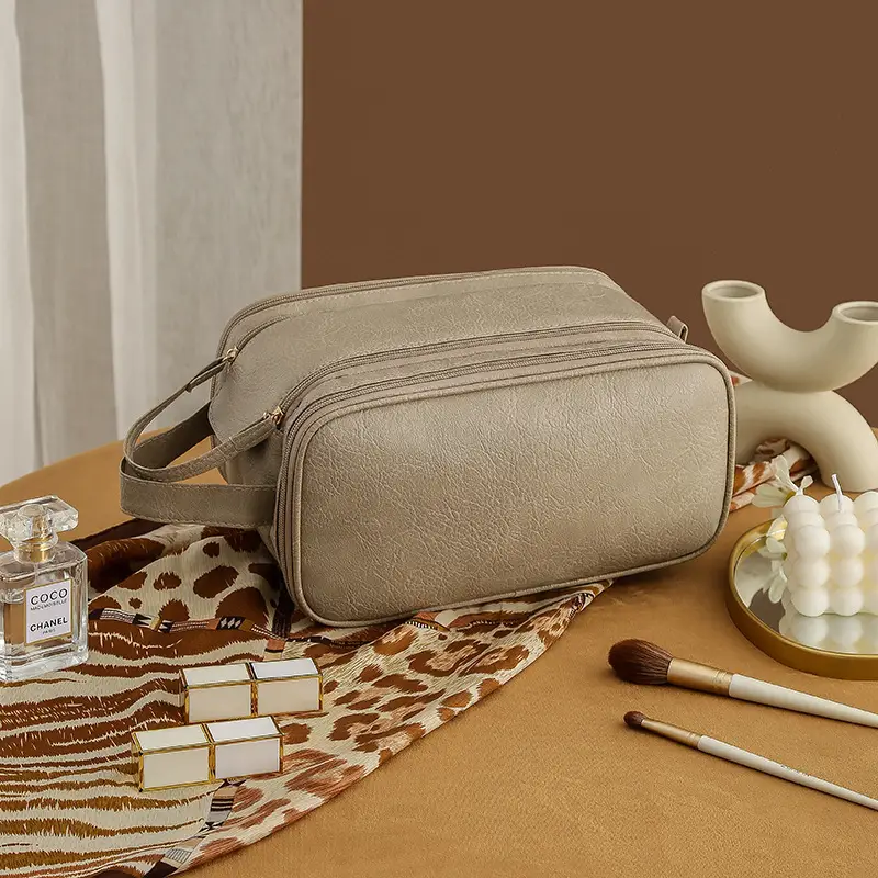 Black Large Capacity Makeup & Toiletry Bag
