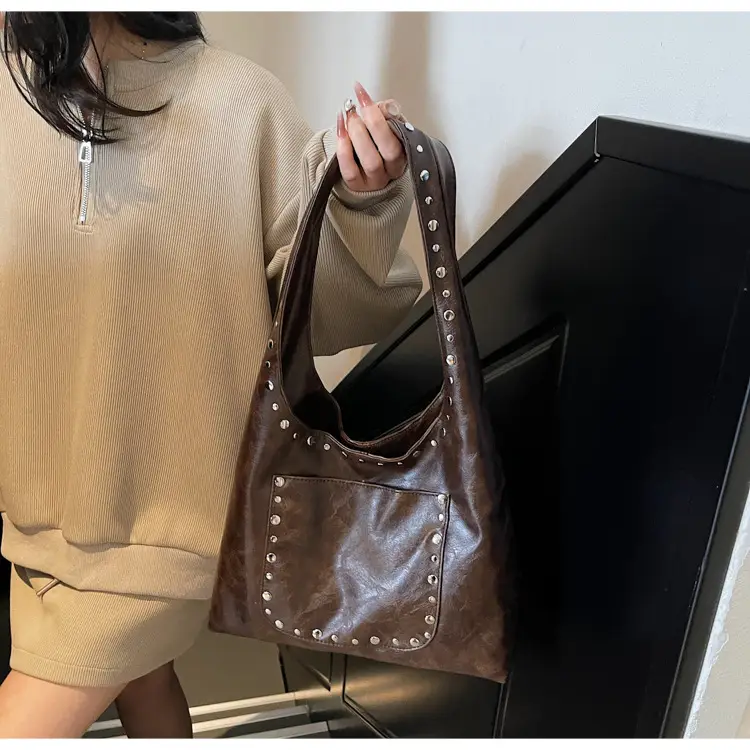 Retro Rivet Shoulder Bag Women Leather Tan 2025 — feature 14
