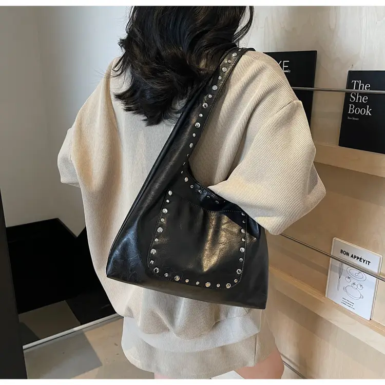 Retro Rivet Shoulder Bag Women Leather Tan 2025 — feature 18