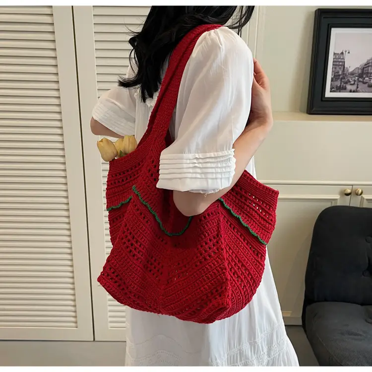 Handwoven Women's Crossbody Bag with Red Trim — feature 20
