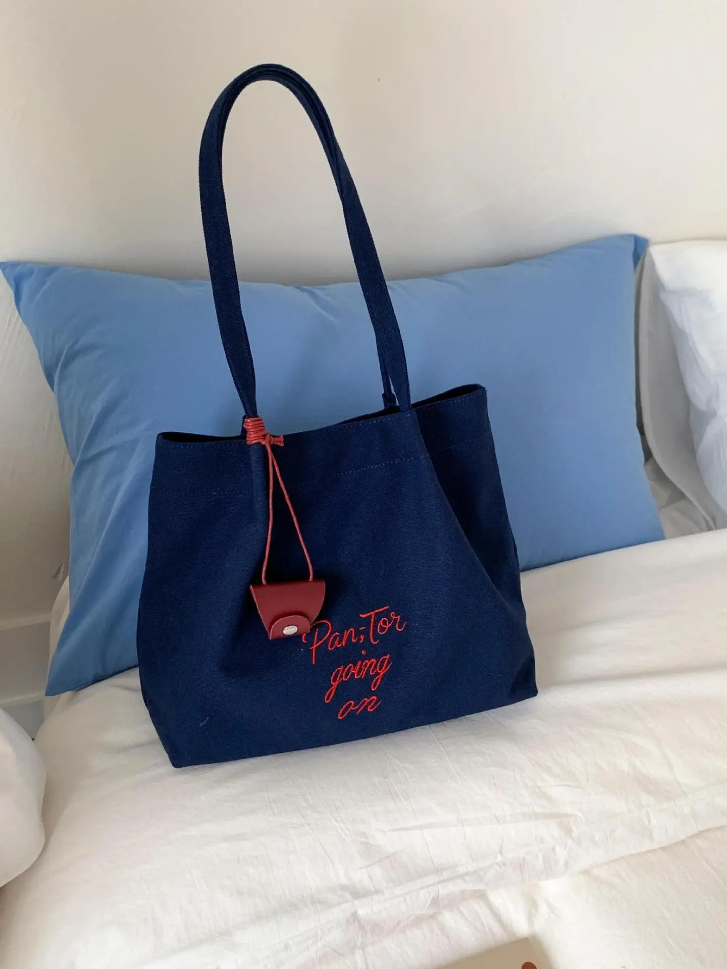 Red Canvas Women's Large Tote Bag 2025 - Image 6
