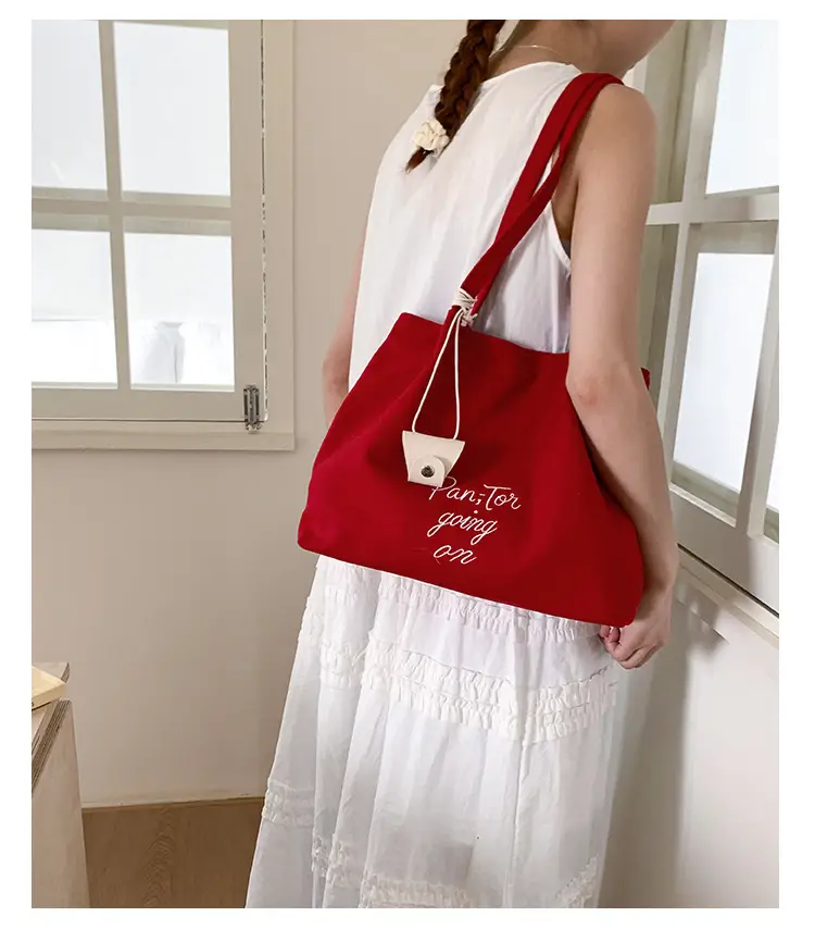 Red Canvas Women's Large Tote Bag 2025 — feature 10