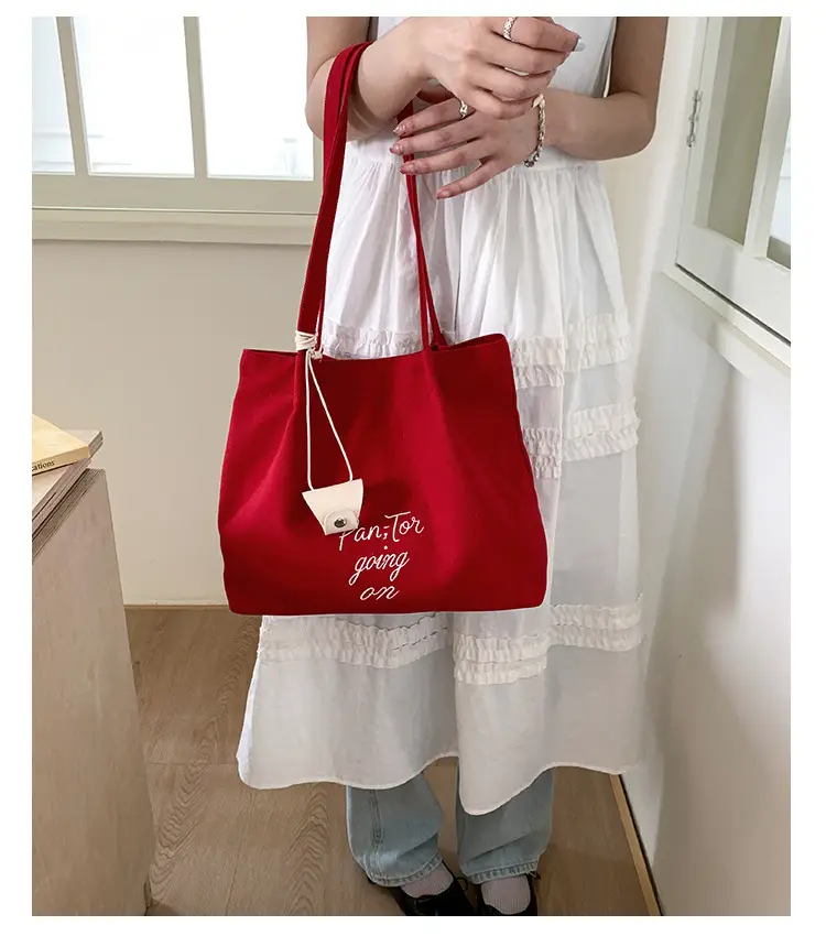 Red Canvas Women's Large Tote Bag 2025 — feature 11