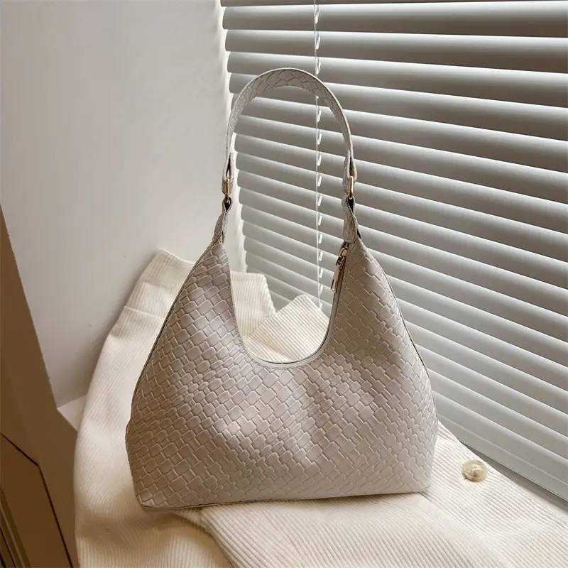 2025 New Summer Woven Commuter Bag Niche Design Large Capacity Single Shoulder Armpit Bag - Image 8