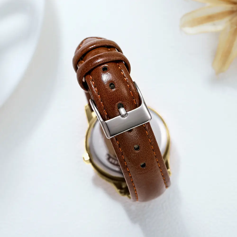 Women's Korean Style Watch with Vintage Leather Strap & Waterproof Quartz — feature 2