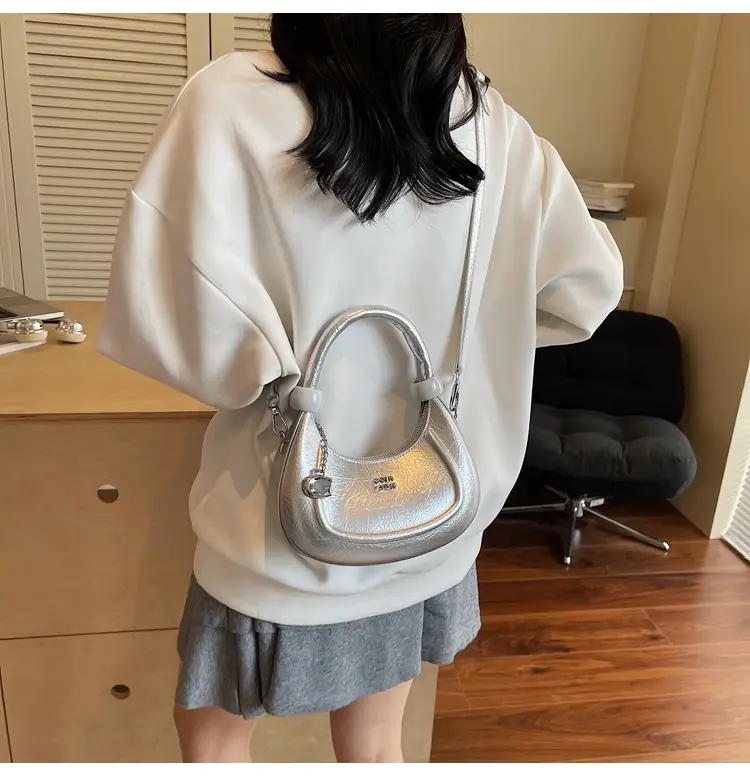 2025 Summer Retro Crescent Shoulder Bag Light Blue — feature 19