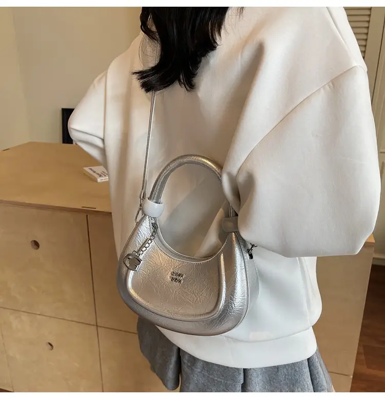 2025 Summer Retro Crescent Shoulder Bag Light Blue — feature 20