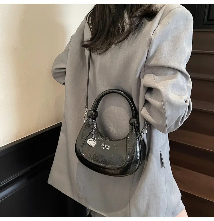 2025 Summer Retro Crescent Shoulder Bag Light Blue — feature 26
