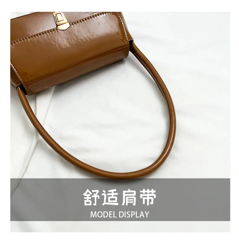 French Retro Shoulder Bag for Women 2025 — feature 5