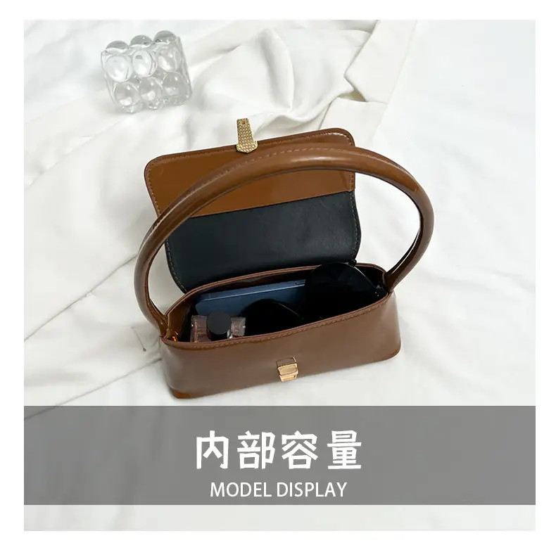French Retro Shoulder Bag for Women 2025 — feature 8