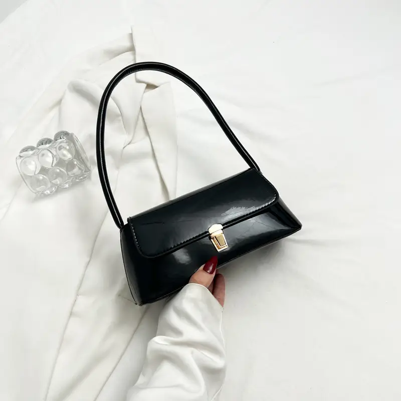 French Retro Shoulder Bag for Women 2025