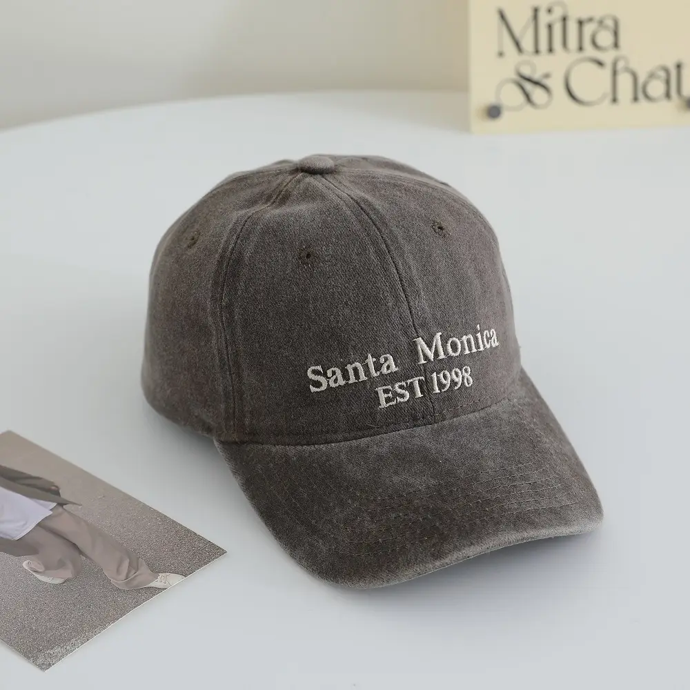 Santa Monica Embroidered Women's Maroon Cap - Image 5