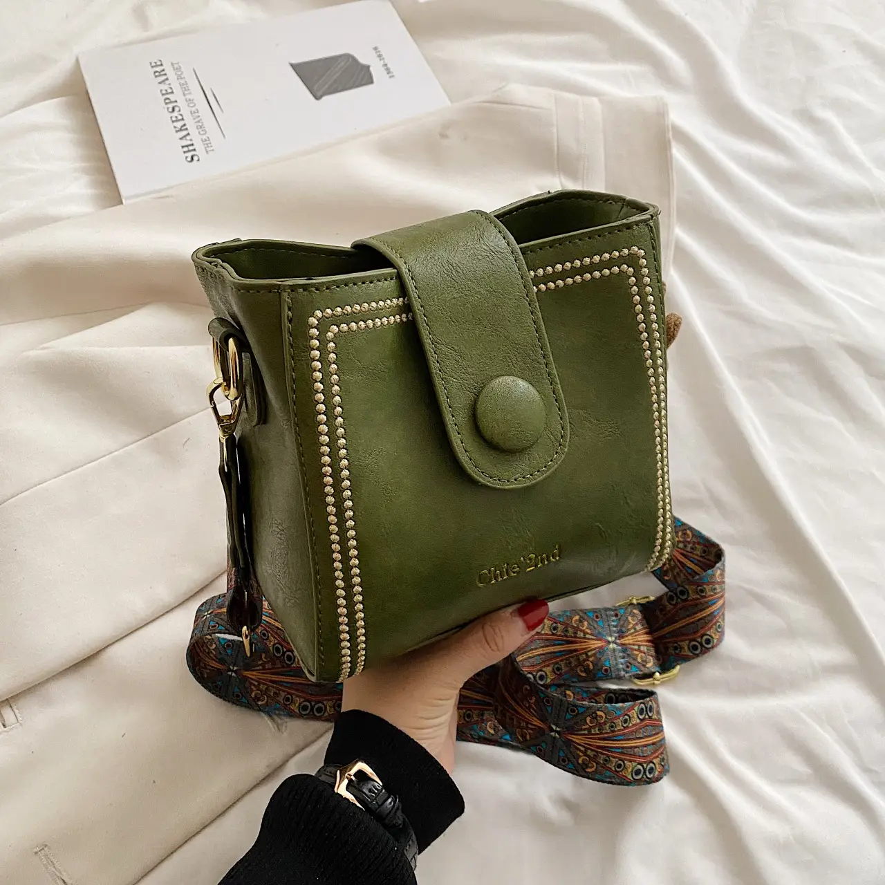 Women's Retro Brown Shoulder Crossbody Bag - Image 6