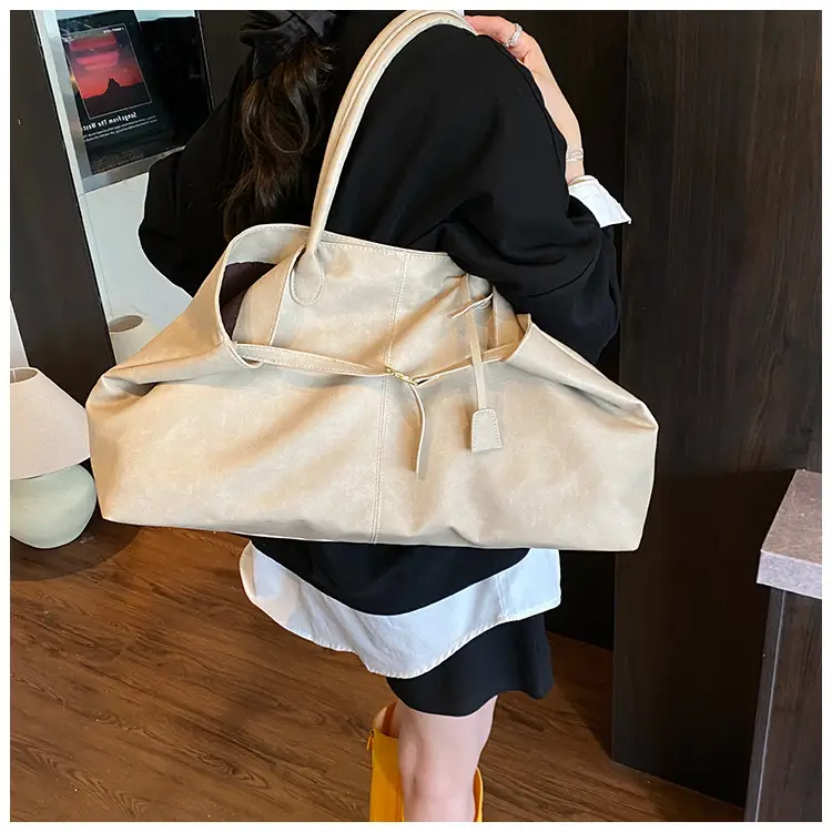 Black Women's Large Capacity Soft Leather Tote Bag — feature 11