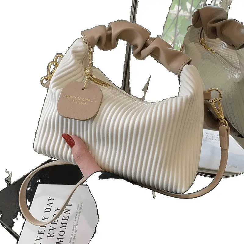 Green Pleated Shoulder Bag for Women 2026 - Image 8