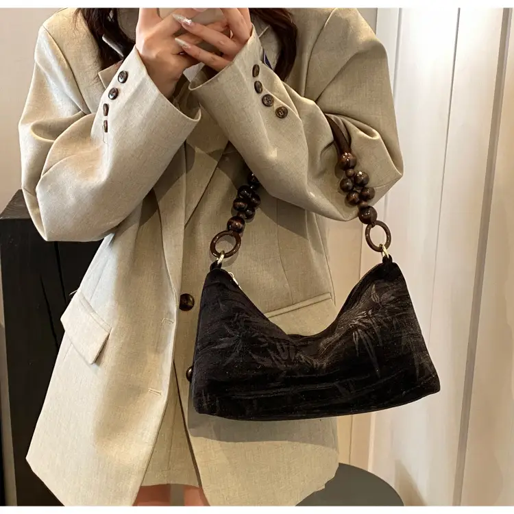 Retro Beaded Shoulder Bag for Women 2026 — feature 19