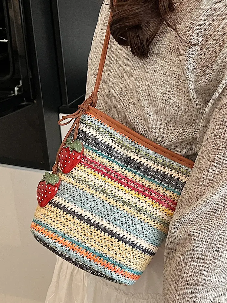 Retro Rainbow Woven Shoulder Bag for Women - Image 6