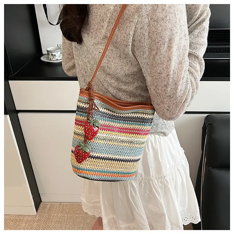 Retro Rainbow Woven Shoulder Bag for Women — feature 14