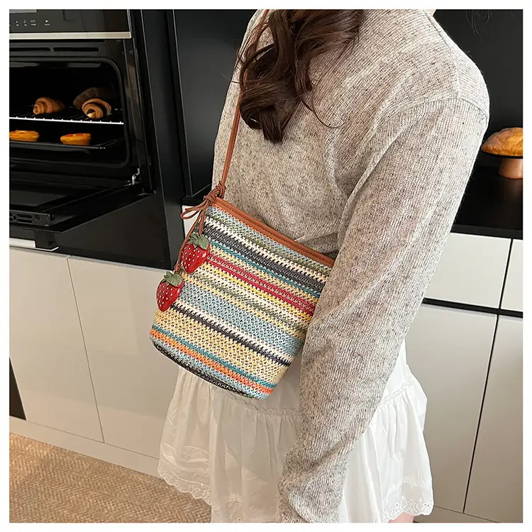 Retro Rainbow Woven Shoulder Bag for Women — feature 17