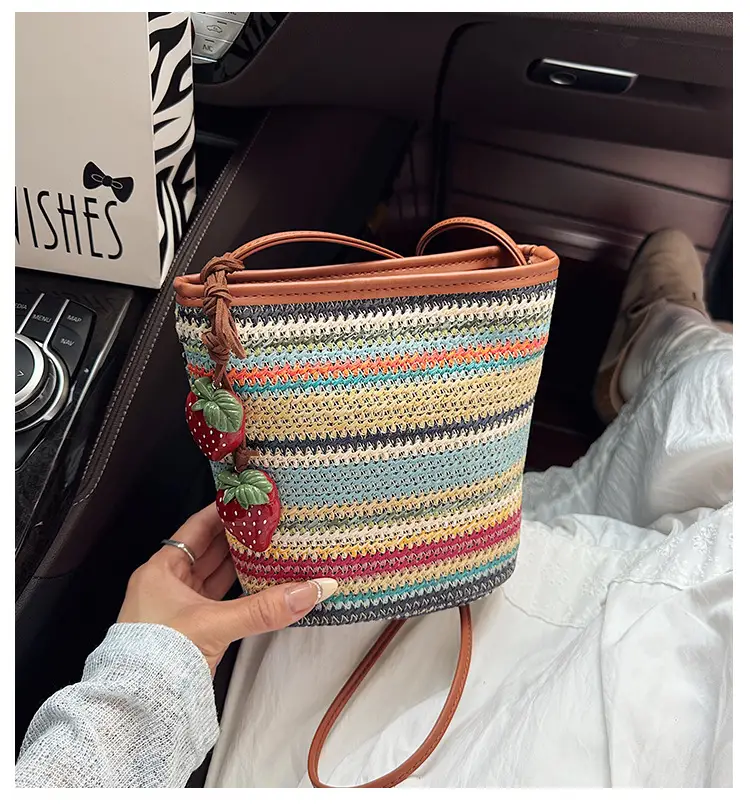 Retro Rainbow Woven Shoulder Bag for Women — feature 4