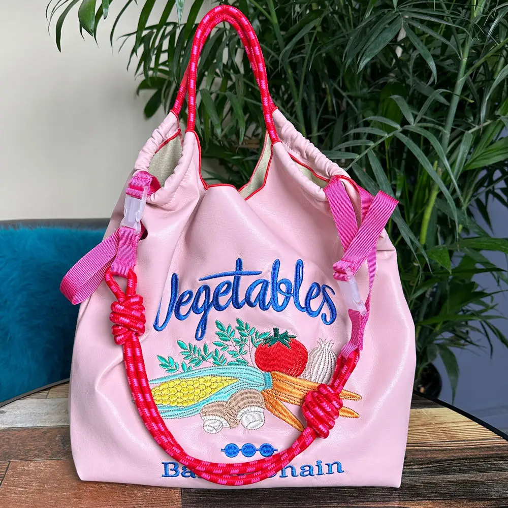 Cross-Border Embroidered Leather Tote Bag Large Capacity Women's Fashionable Bag — feature 12