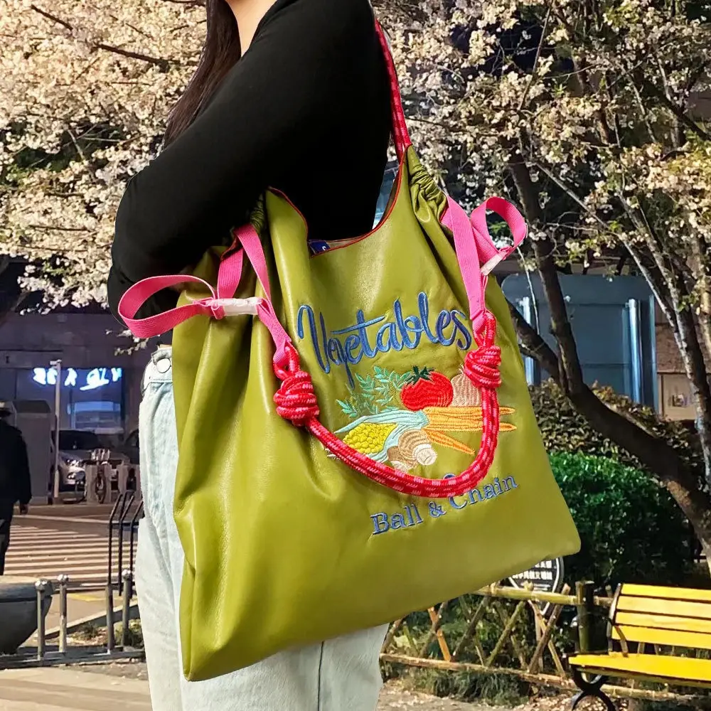 Cross-Border Embroidered Leather Tote Bag Large Capacity Women's Fashionable Bag — feature 4
