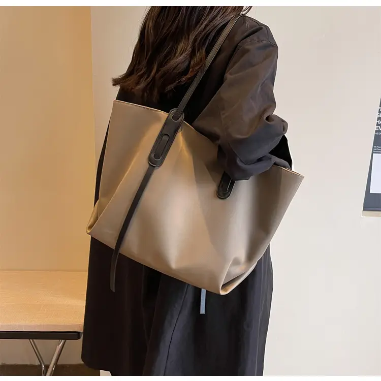 Women's Large Capacity Oxford Cloth Tote Bag Brown — feature 12