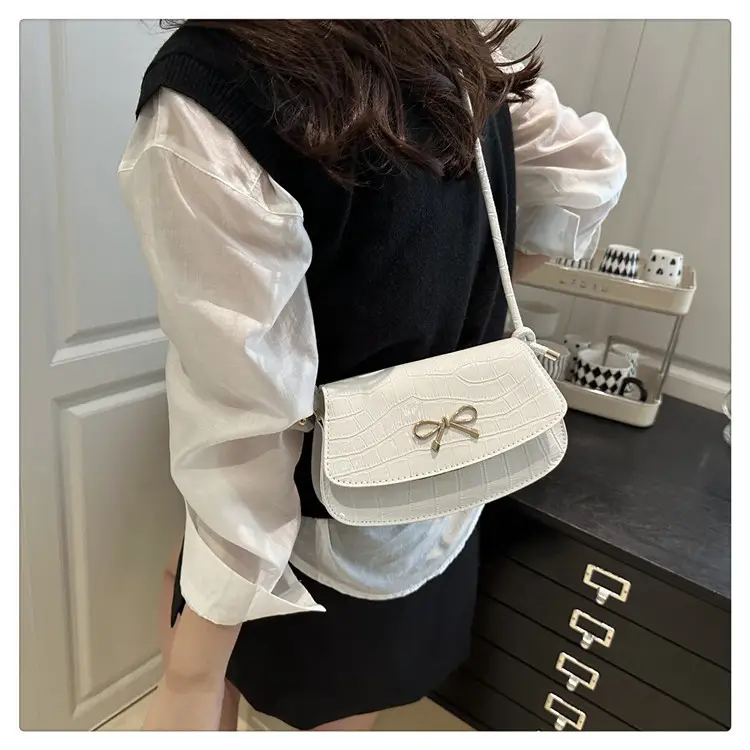 Red Bow Knot Crossbody Bag for Women — feature 14