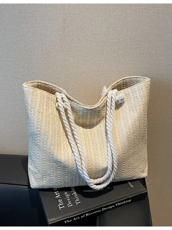 Straw Woven Shoulder Bag Large Capacity Women - Image 3