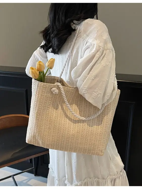 Straw Woven Shoulder Bag Large Capacity Women - Image 5