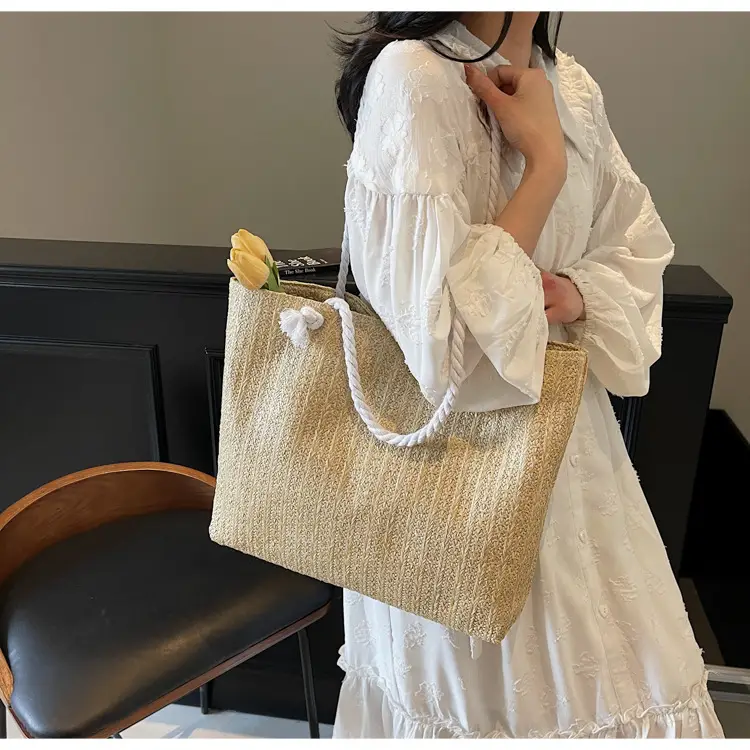 Straw Woven Shoulder Bag Large Capacity Women — feature 12