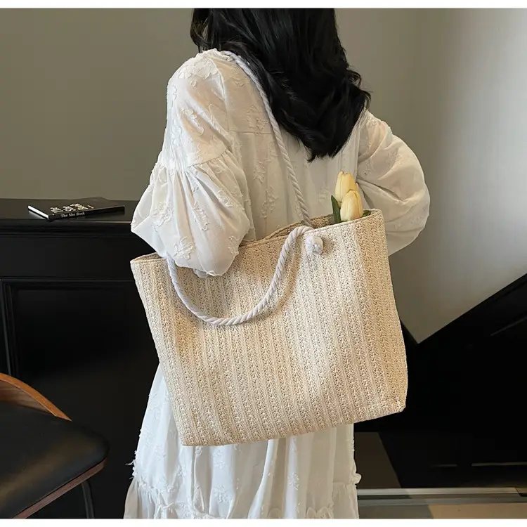 Straw Woven Shoulder Bag Large Capacity Women — feature 15