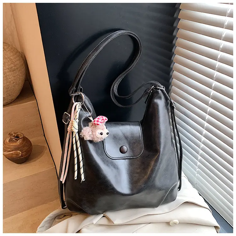 Women Cross-Border Retro Tote Bag Beige 2025 — feature 19