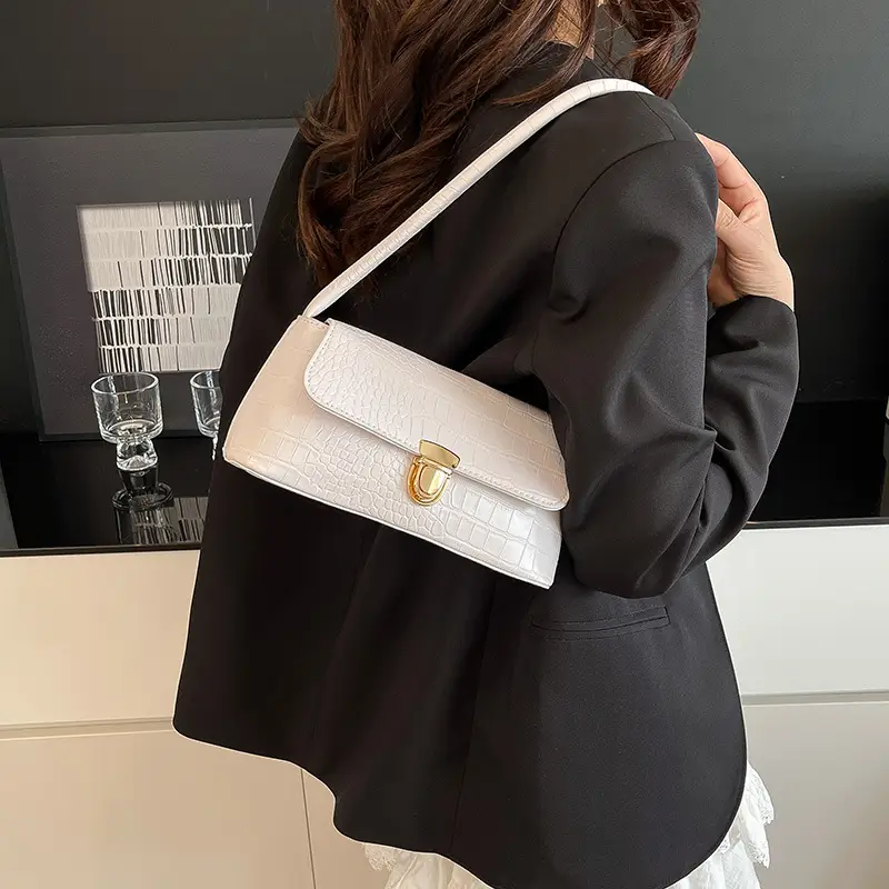 Underarm Bag New Trendy 2025 Textured Shoulder Handbag Summer Temperament Girl Crocodile Pattern Trendy Women's Bag