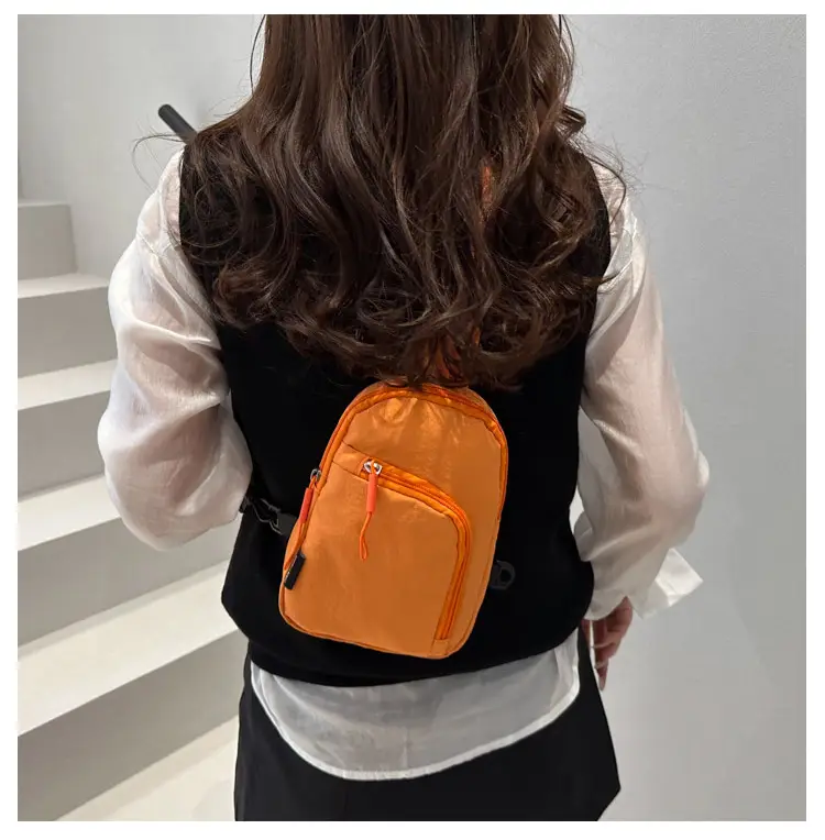 Lightweight Mini Crossbody Bag for Men Women Sports Fashion — feature 1