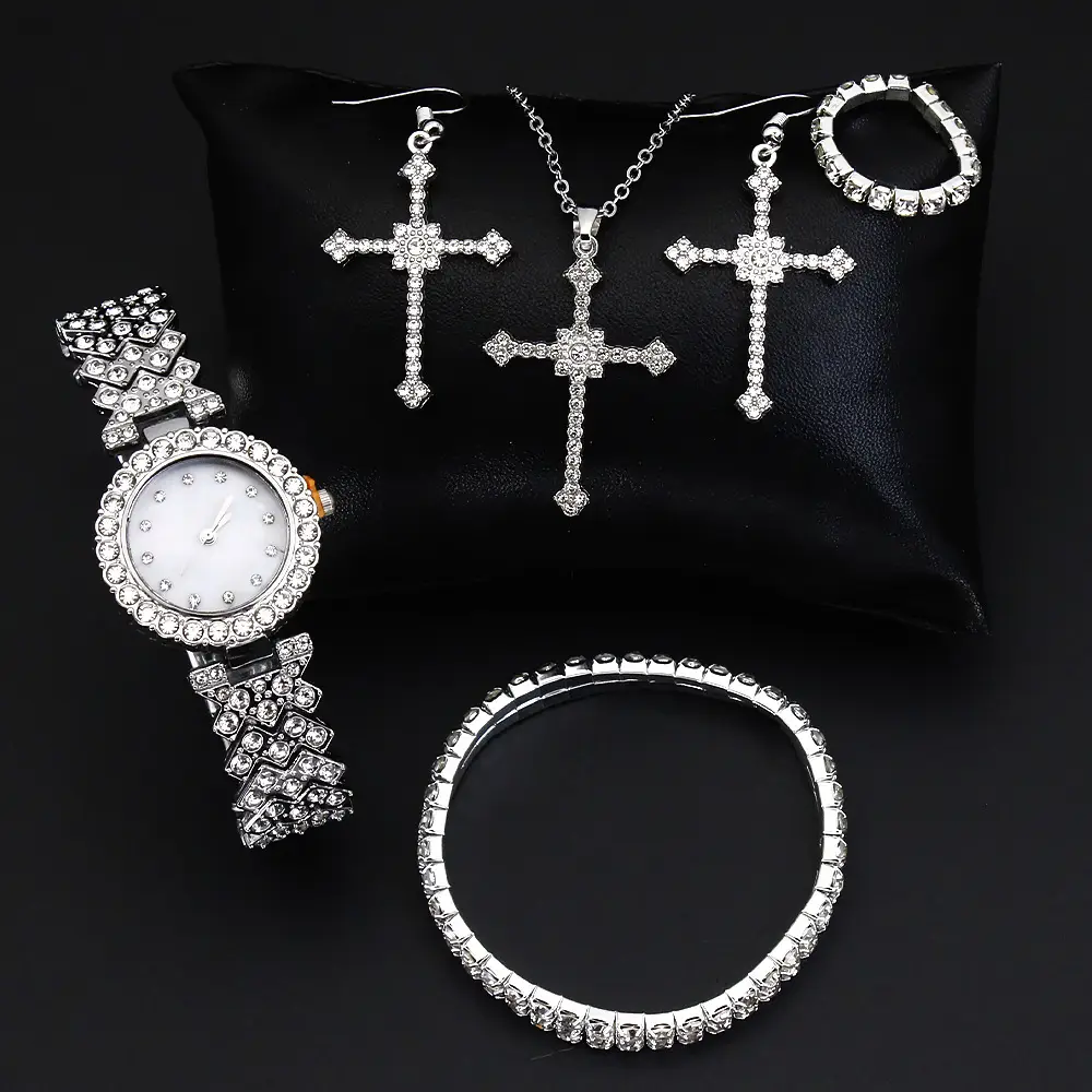 Women's High-Looking Diamond Quartz Watch Set - Image 3