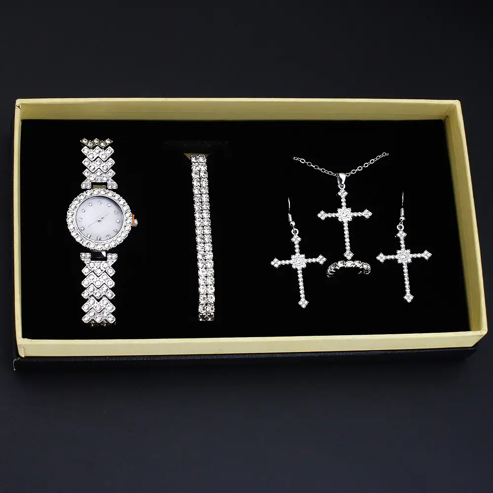 Women's High-Looking Diamond Quartz Watch Set — feature 6