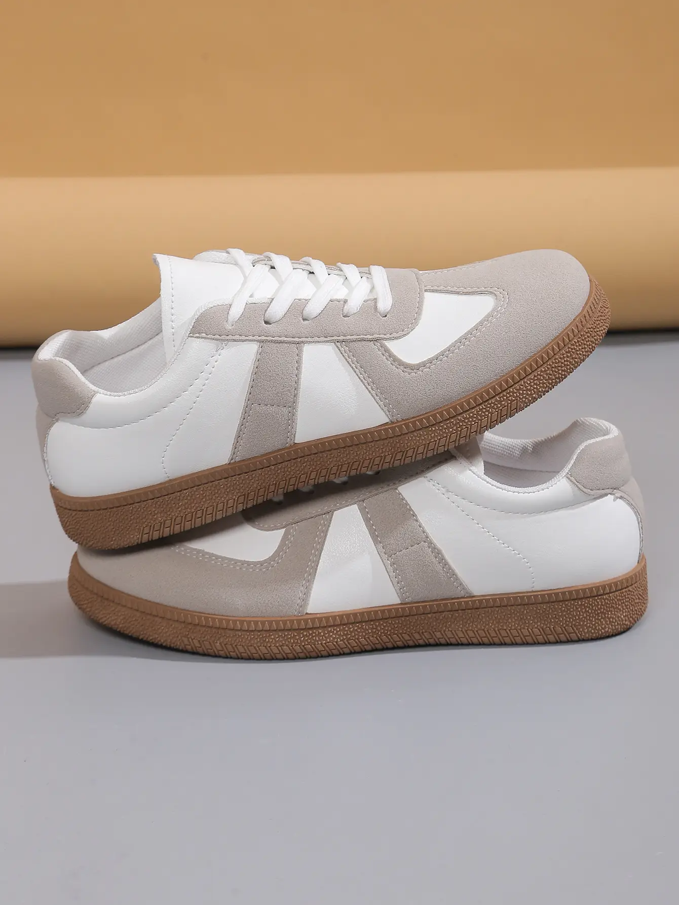 White Cross-Border Casual Sneakers Flat 2025 — feature 2