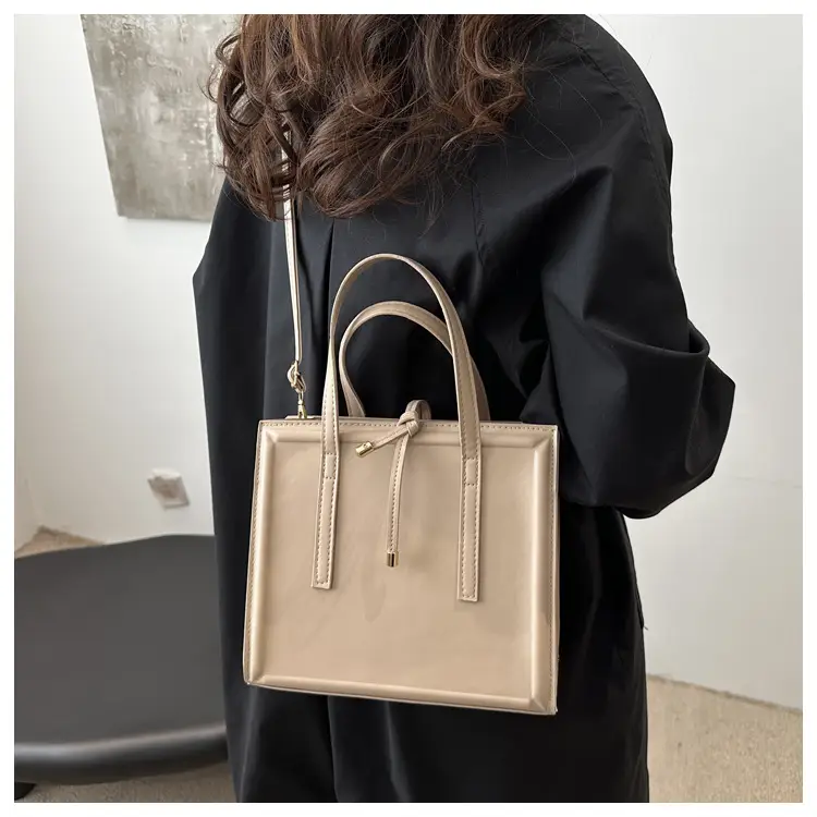 2025 New Trendy Square Bag for Women — feature 11