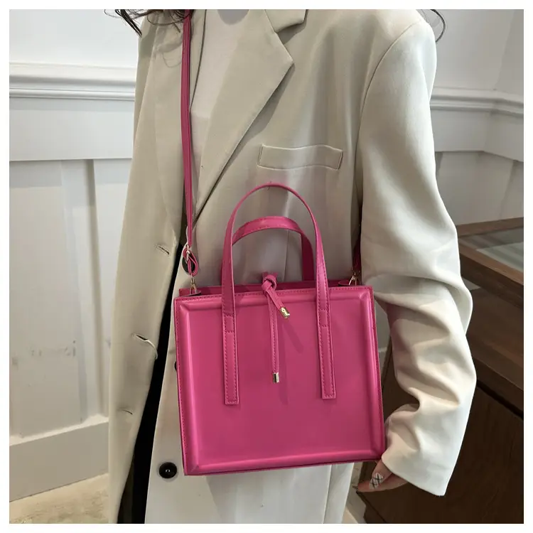 2025 New Trendy Square Bag for Women — feature 12