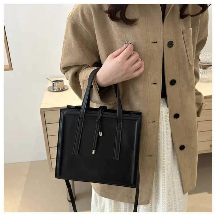 2025 New Trendy Square Bag for Women — feature 16