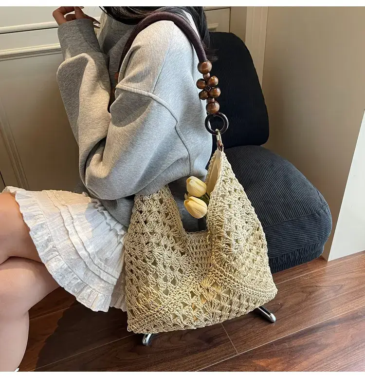 Trendy Straw Shoulder Bag for Women 2026 — feature 13