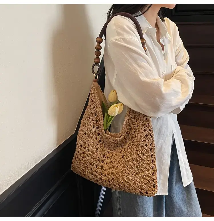 Trendy Straw Shoulder Bag for Women 2026 — feature 18