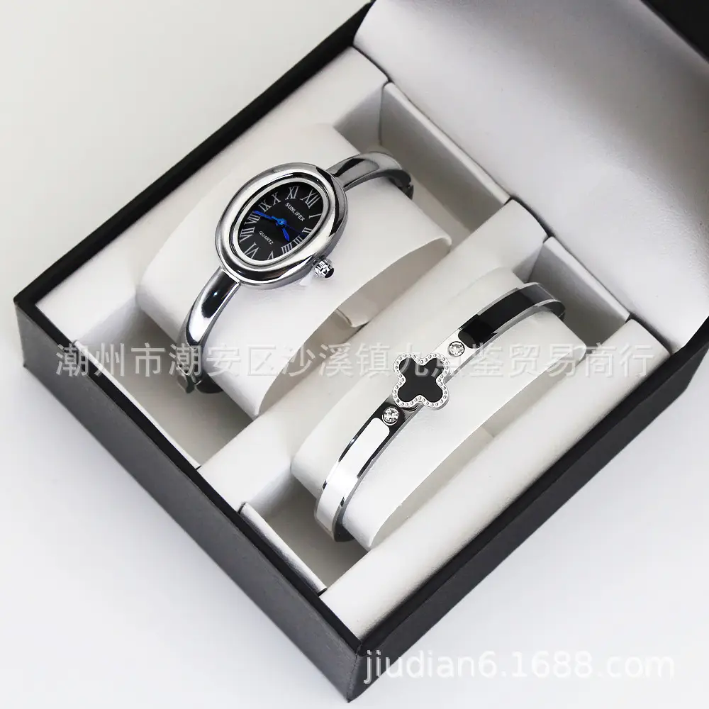 Gold Plated Women's Quartz Bracelet Watch Set - Image 9