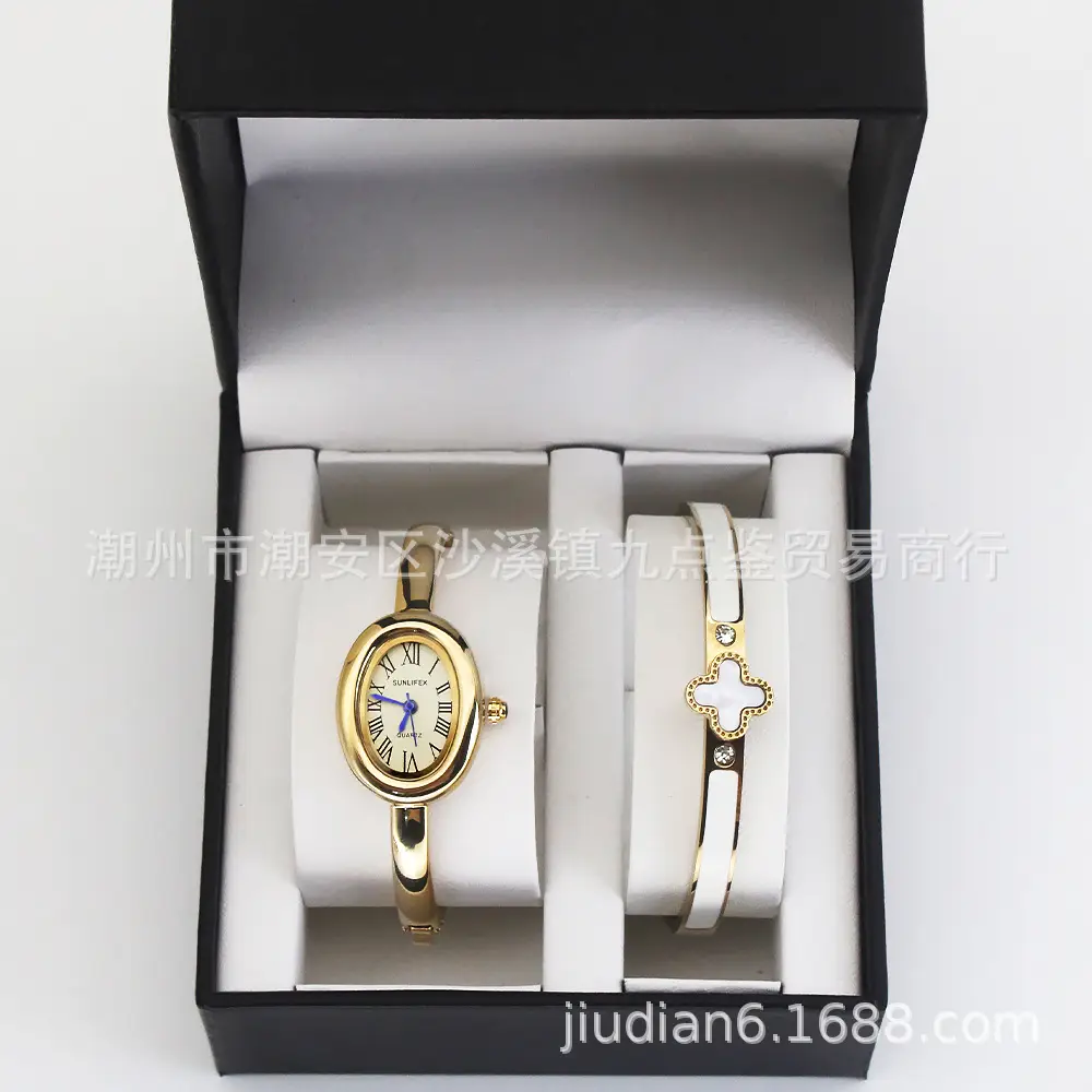 Gold Plated Women's Quartz Bracelet Watch Set — feature 12