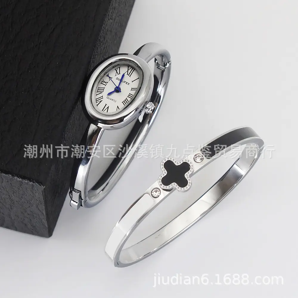 Gold Plated Women's Quartz Bracelet Watch Set — feature 17