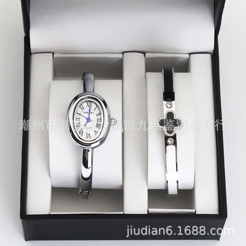 Gold Plated Women's Quartz Bracelet Watch Set — feature 6